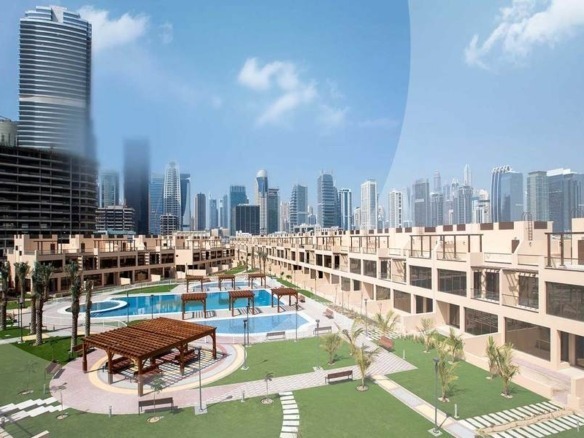 Jumeirah Islands luxury waterfront villas community in Dubai