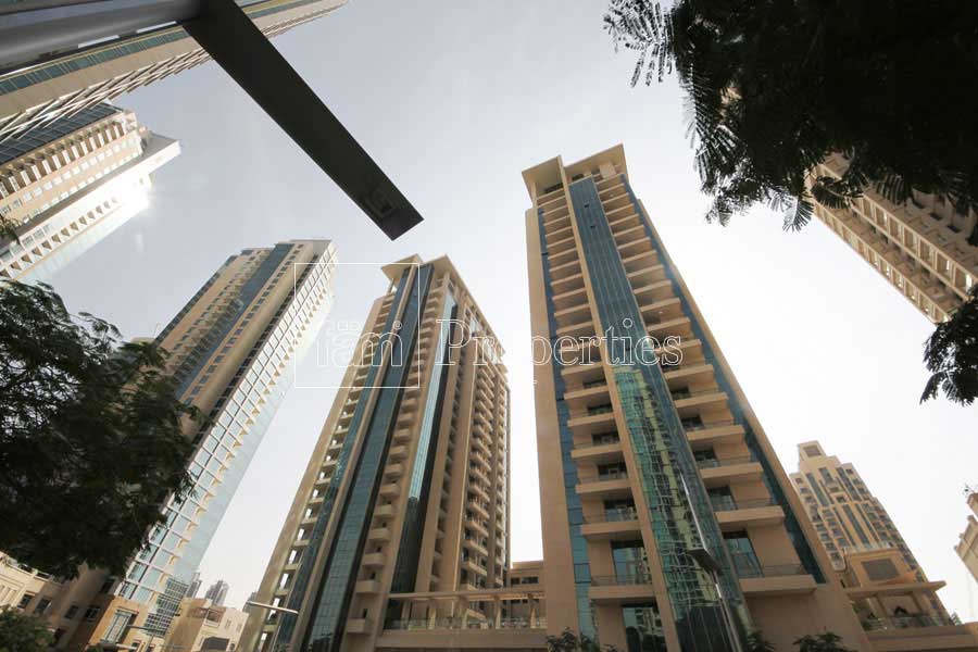 Boulevard Central Towers Downtown Dubai exterior view