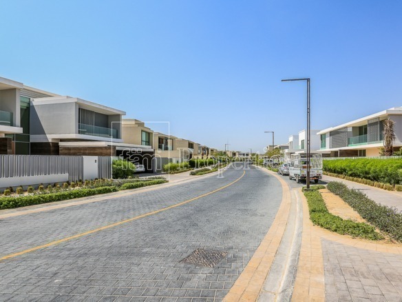 Parkway Vistas Villas Dubai Hills Estate exterior