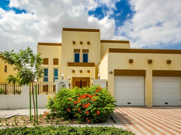 Heritage Small residential apartment building Dubai