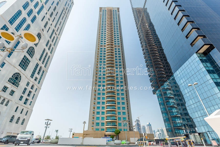 Lake Point Tower residential building in Jumeirah Lake Towers Dubai