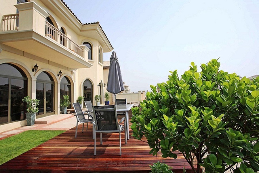 the-mansion-101865-170507123629