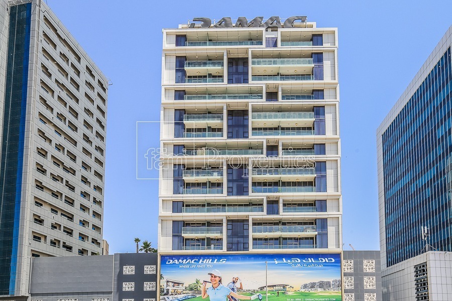 Avanti Tower residential building in Business Bay Dubai